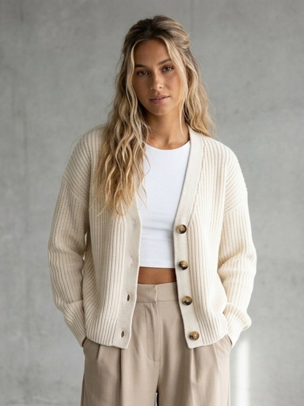 GAP Women's Chino Beige Shaker-Stitch Cardigan Size Small 54599 - Picture 16 of 16